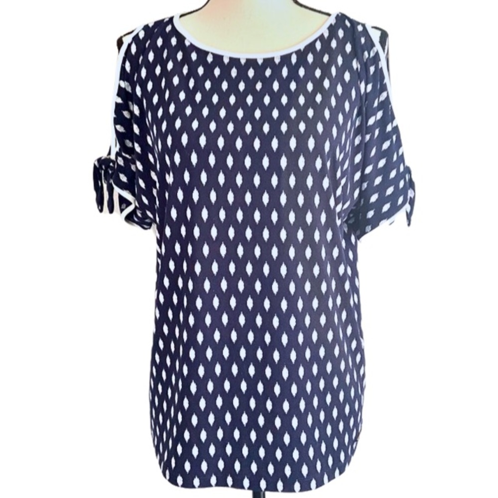 Ivanka Trump Cold Shoulder Navy White Top Small/Petite